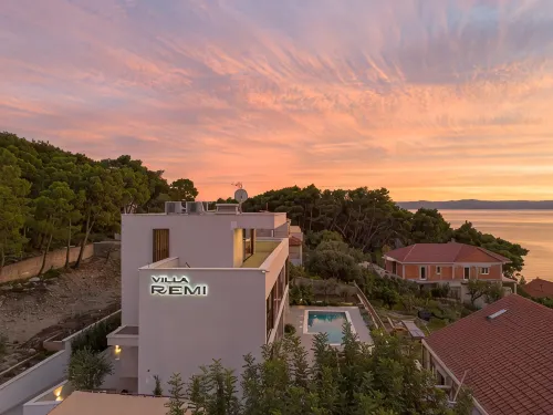 Villa Remi - Homestays