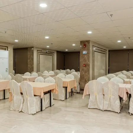 Mahd Al Resala 3 Hotel Отели рядом с достопримечательностью «Мечеть E Taneem»