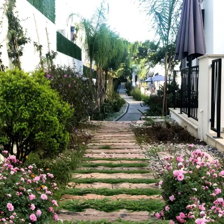 Yalin Apart Hotel