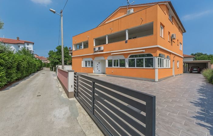 Comfort Apartments with Pool in Medulin