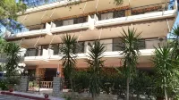 Apartments Zoumperi