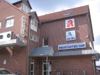 Neustädter Hof Hotel Garni - parking