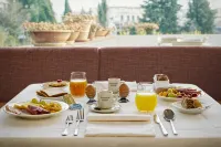 Hotel Carlton - breakfast