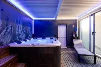 La Tour Palace Hotel & Restaurant - vasca da bagno