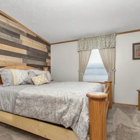 Wolf River Cabin B - Fremont, WI