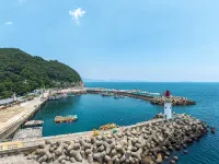 Namhae Padosori Oceanview Pension - 4-نجوم