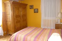 Geranium Apartment