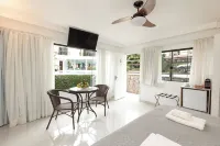 Angra Boutique Hotel - parking