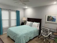 New 3-bedroom stylish house centrally located in Elizabethtown. - 3-Star