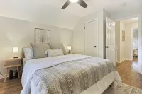 Travelers Rest Cottage near Swamp Rabbit Trail - 컨트리 하우스