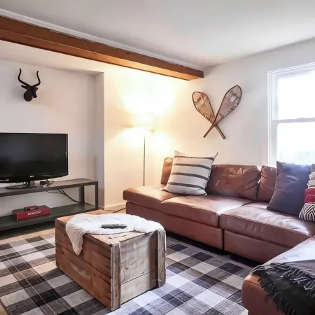 Never Lonesome Hunter: Smart 4bd Getaway near Mtn