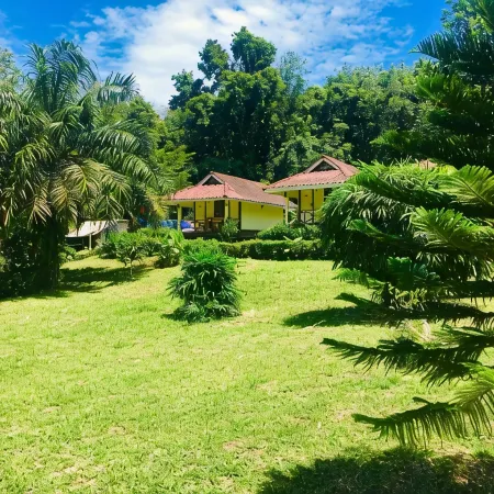 Mookies Bungalows