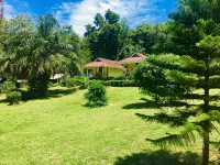 Mookies Bungalows