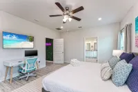 5BR WindMark Beach Bunk Room, Pools, Golf Cart, Ping Pong - Gym