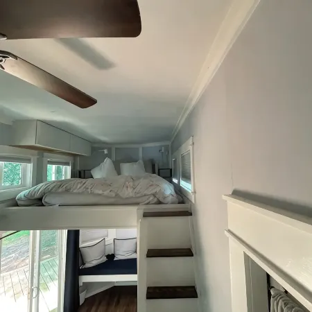 Fabulous Tiny House with AC in charming Seneca