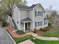 Renovated 1BR - 3 Block Walk to Casino - Clean, Quiet, Safe & Guest-Favorite