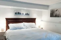 A Topnotch Stowe Experience - Stowe Condo with Free Resort Pool & Hot Tub