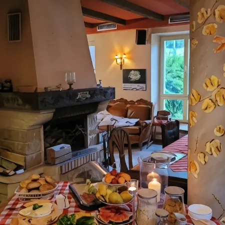Wein-Hotel Auberge Mistral