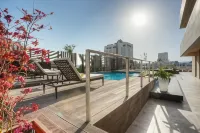 The House Boutique Suites - สระว่ายน้ำบนดาดฟ้า