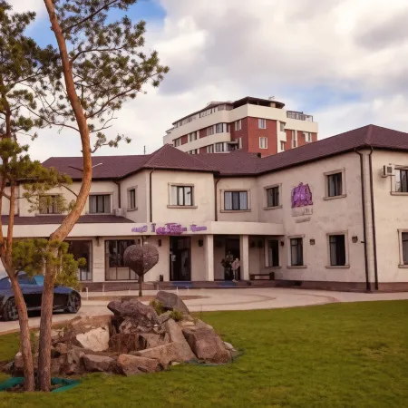 Park Hotel (Парк-Отель)