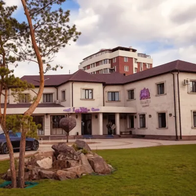 La Villa Park Hotel