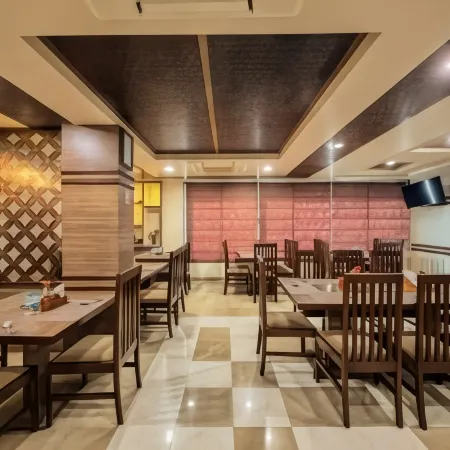 Spree Hotel Jaipur Отели рядом с достопримечательностью «Форт Нахаргарх»