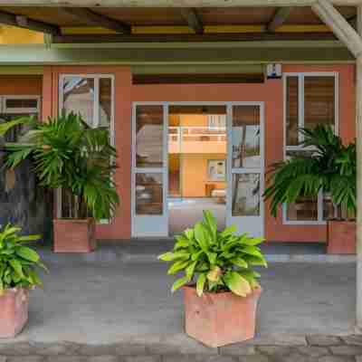 Wanna Studio Apartments Hotel Exterior