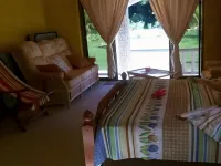Linsen Self Catering Apartments - キッチン