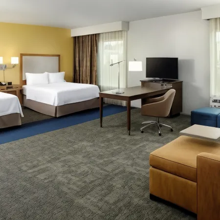 Hampton Inn & Suites Pittsburgh Airport South–Settlers Ridge