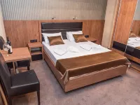 Hotel Crnogorska Kuća Hotels in Podgorica
