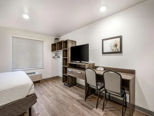 WoodSpring Suites Gurnee - Chicago