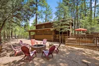 A Real Log Cabin in the Pines with a Huge Game Room and a Jacuzzi Tub! - Homestays
