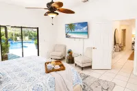 Beautiful Home with Sauna & Heated Pool-Spa, 5min from Beaches, close to Airport - Wi-Fi