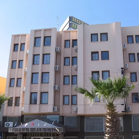 Helen Hotel