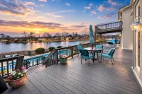 Luxury Lakeside Escape with Private Pool, Kayaks and Billiards – Masters Retreat - 4 stjerner