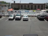 Sifting Sands Motel - parking