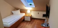 Airport Hotel One Aparthotel Sylt