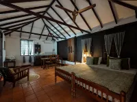 The Riverhouse Panangad - Villas