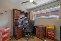 Roost n’ Relax - A/C, near the Beach, firepit - 2-Star
