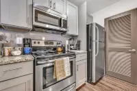 Golden Suite byTruist Park | Ideal For Long Stay - Condos