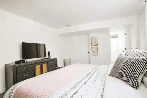 Bright 5-BDR Home in the heart of Ogden-3600 sq.ft