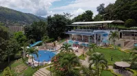 Villeta Resort Hotel - Uima-altaat