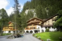 Waldhotel Doldenhorn - Pet friendly