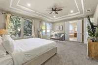 Lake Travis Luxury Home - Theater, Hot Tub, Game Room - Sleeps 16