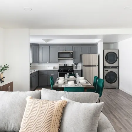 Exceptional DT Alhambra Condo  3Br/2BA with King Size Bed +EV Charger