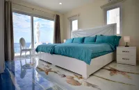 Luxurious Villa Fillipe 2  Beach Front, Sea View: Spacious, Private Pool & AC! - 3-Star