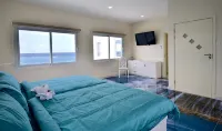 Luxurious Villa Fillipe 3-  Beach Front , Sea View: Spacious, Private Pool & AC - Pools