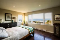 Luxury Hillside Home Overlooking Cabot Links - 4-Star