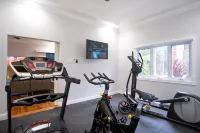The Sun Seeker Villa Ja. 7 bedroom villa with butler & chef, and housekeeping. - Phòng Gym