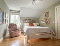 Bright, modern, 4-bedroom south-end home perfect for friends and family - 4-Star